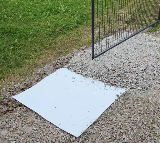 Jämpti Viira alikaivuueste, 1,36 m x 1 m - Koiratarhan lisävarusteet - 50182 - 1